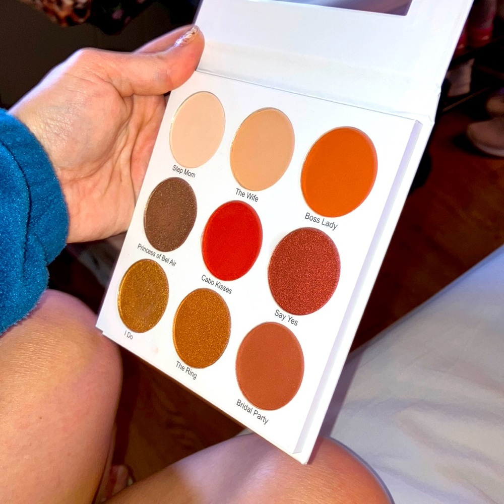 “The Grown Woman” Make Up Palette